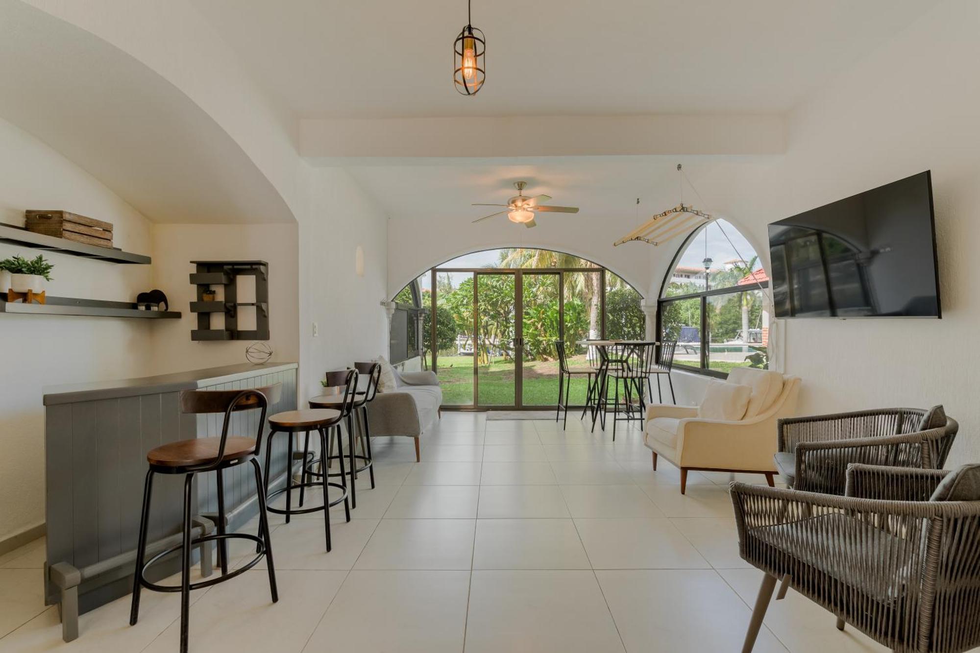 Chic Lagoon Front Villa By Casa Paraiso Cancun Exterior photo